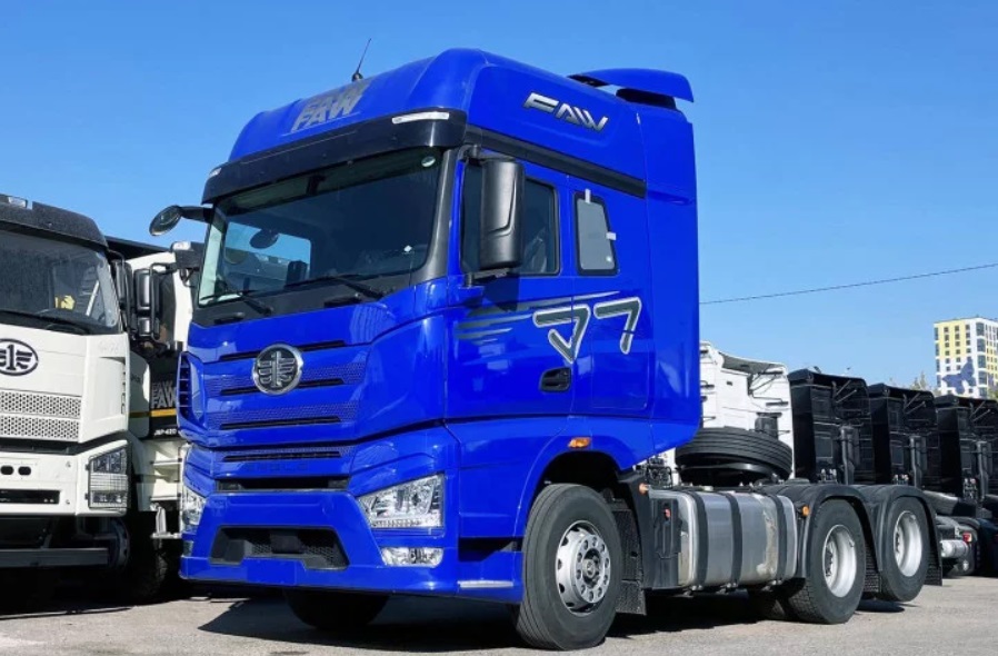 Седельный тягач FAW J6P